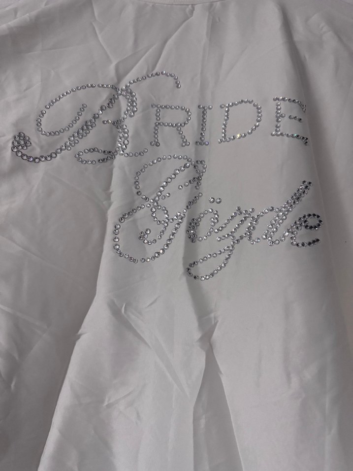 Beyaz Uzun Kadın Sabahlık Tüy Detaylı - Görsel 2