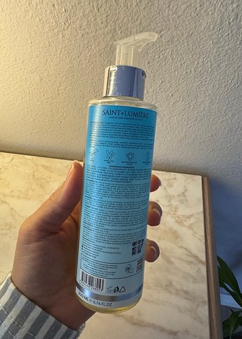 Kadınlar için Hyaluronik Asitli Yüz Yıkama Jeli - Görsel 2