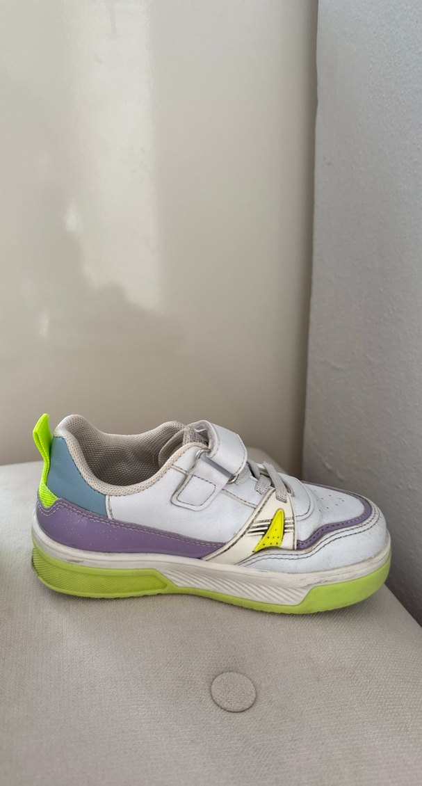 FILA Kız Çocuk Beyaz Renkli Sneaker - Görsel 3