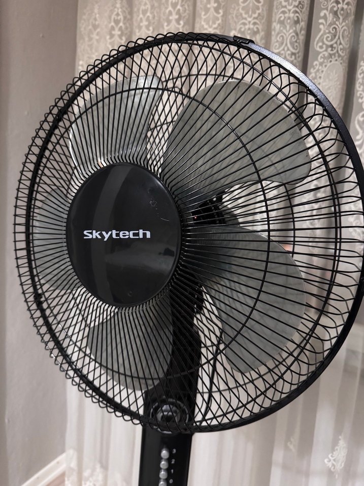 Ayaklı Siyah Skytech Vantilatör - Görsel 2