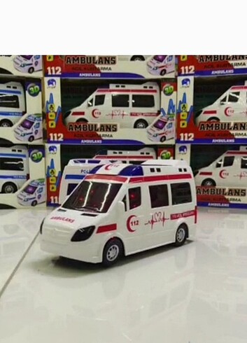 Türkçe anons eder geziyor ambulans 