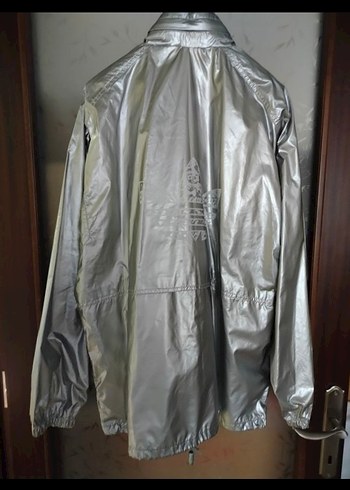 Gri Metalik orjinal Adidas Midi Yağmurluk - Görsel 5