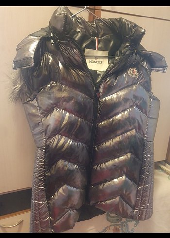 Moncler 38