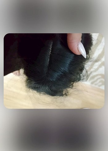 Siyah deri görünümlü peruk - Görsel 6