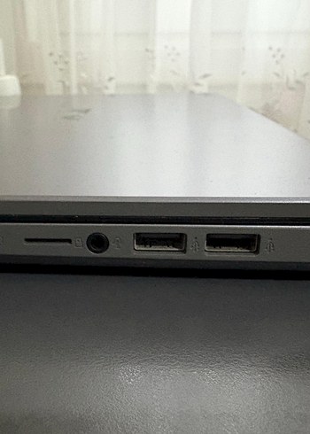 Asus X509FA-EJ1072T Laptop - Görsel 2