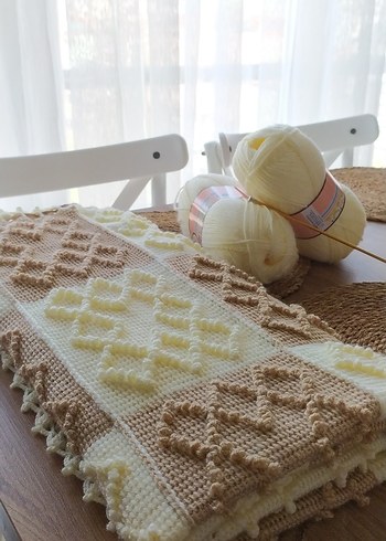 Beyaz Örgü Çocuk Battaniyesi - Görsel 5