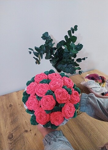Örgü çiçek buketi - Görsel 5