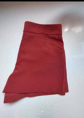 Kırmızı Drapeli mini şort