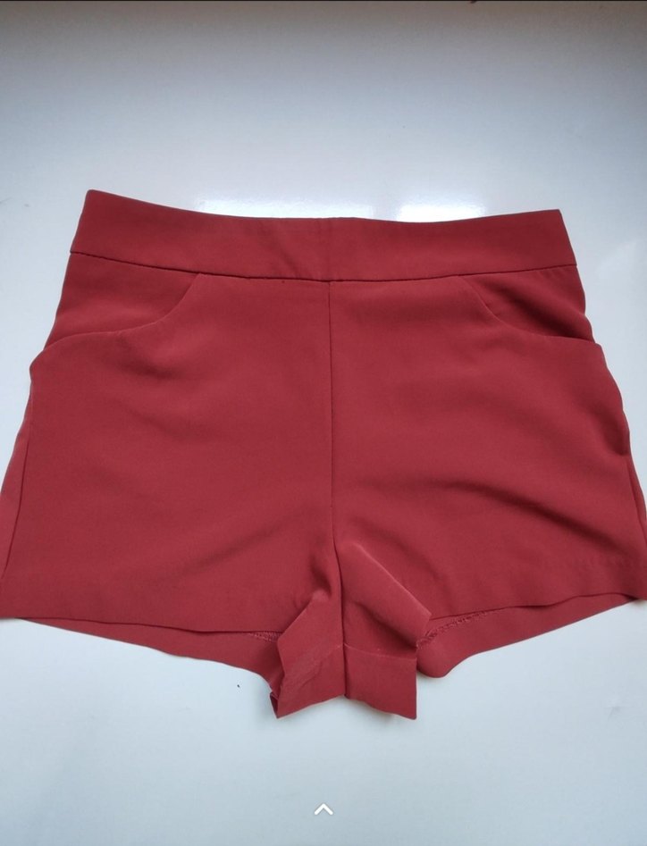 Kırmızı Drapeli mini şort - Görsel 2