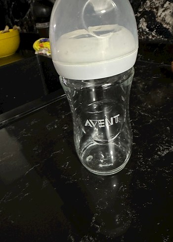 Beyaz ve Gri Bebek Biberonu 240 ml - Görsel 2