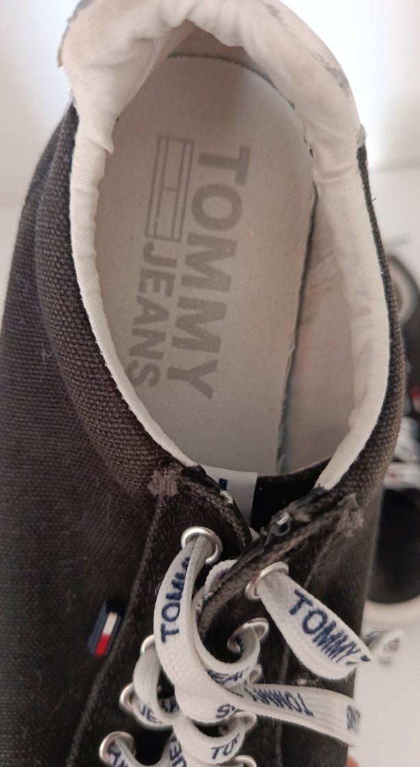 Siyah Nakışlı Kadın Spor Ayakkabı - Görsel 3