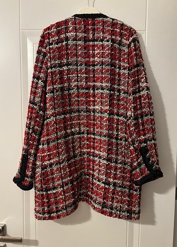 Düğmeli Kırmızı Desenli Midi Kadın Ceket - Görsel 2