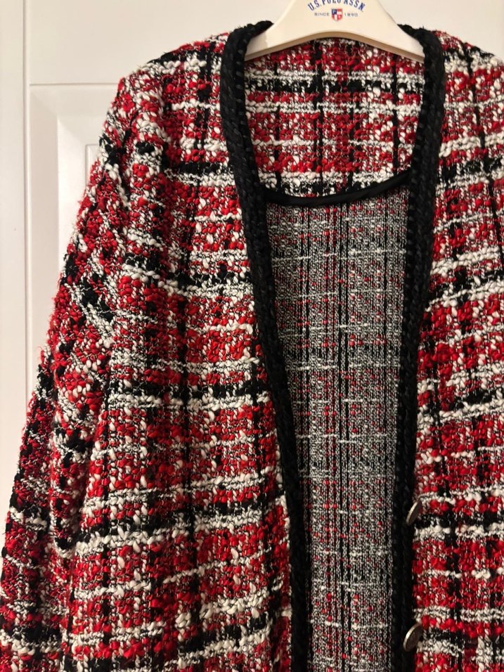 Düğmeli Kırmızı Desenli Midi Kadın Ceket - Görsel 4