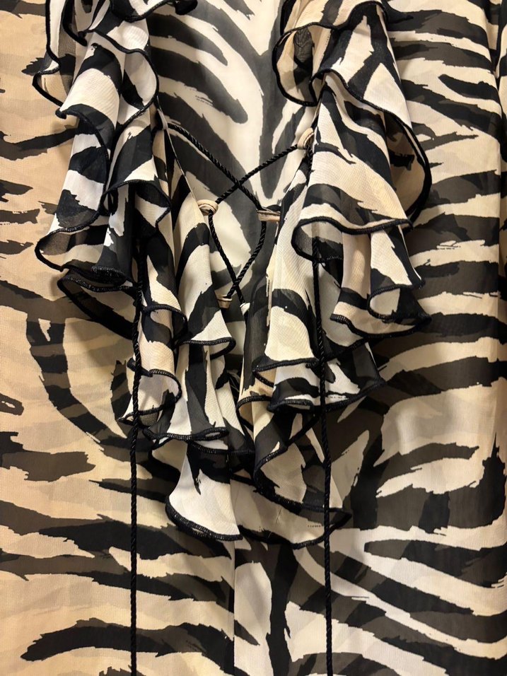 Zebra Desenli Camel Renkli Kadın Bluz - Görsel 4