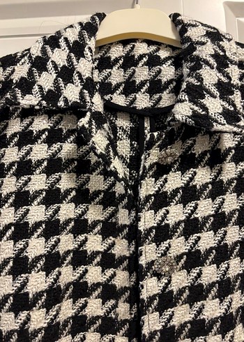 Düğmeli Siyah Beyaz Kadın Ceket - Görsel 2