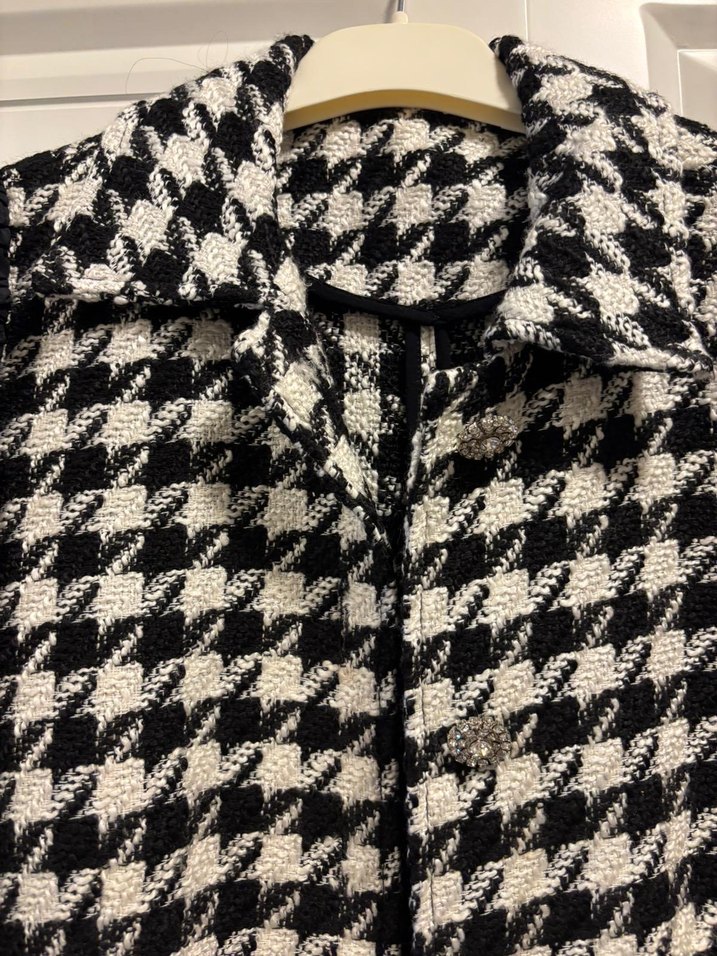 Düğmeli Siyah Beyaz Kadın Ceket - Görsel 2