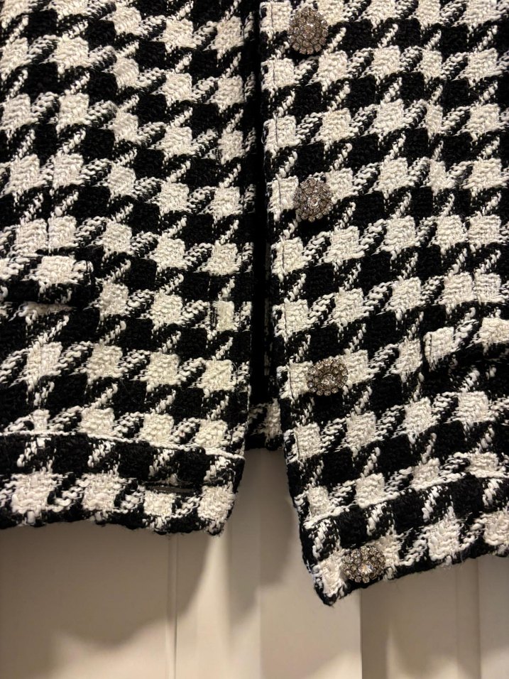 Düğmeli Siyah Beyaz Kadın Ceket - Görsel 4