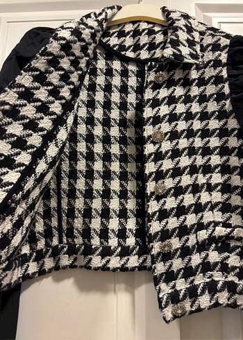 Düğmeli Siyah Beyaz Kadın Ceket - Görsel 3