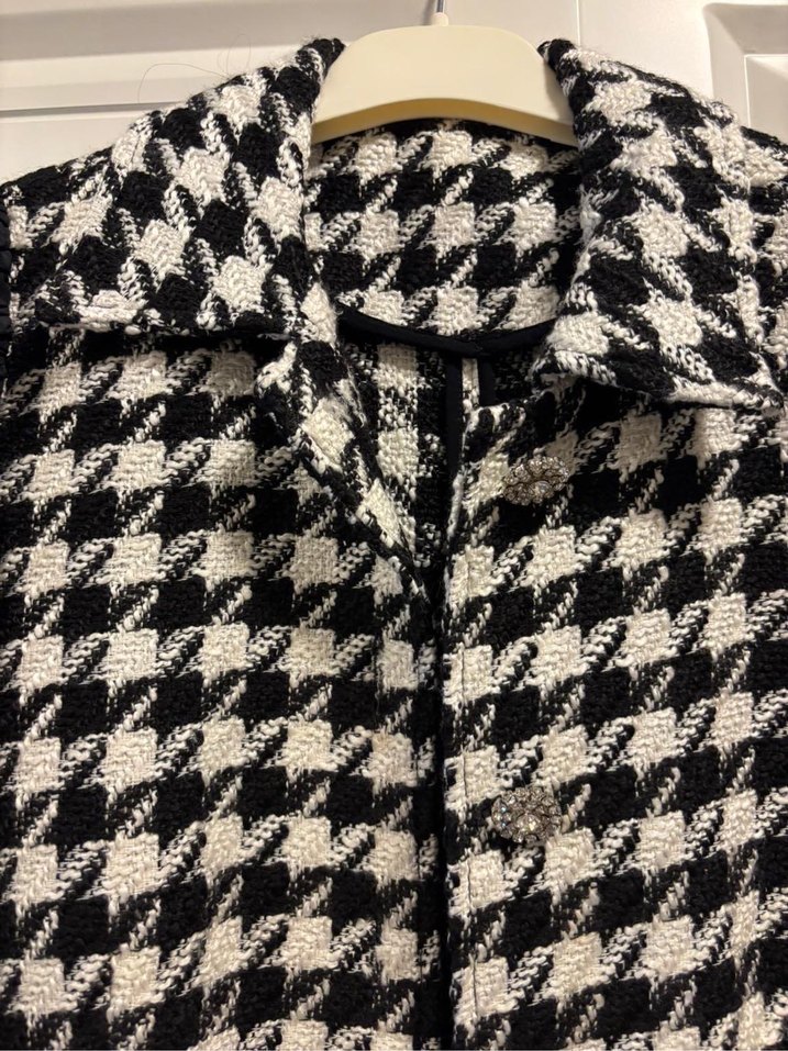 Düğmeli Siyah Beyaz Kadın Ceket - Görsel 4