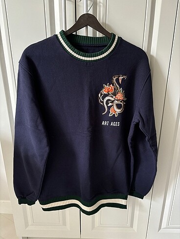 Uzun dökümlü sweatshirt