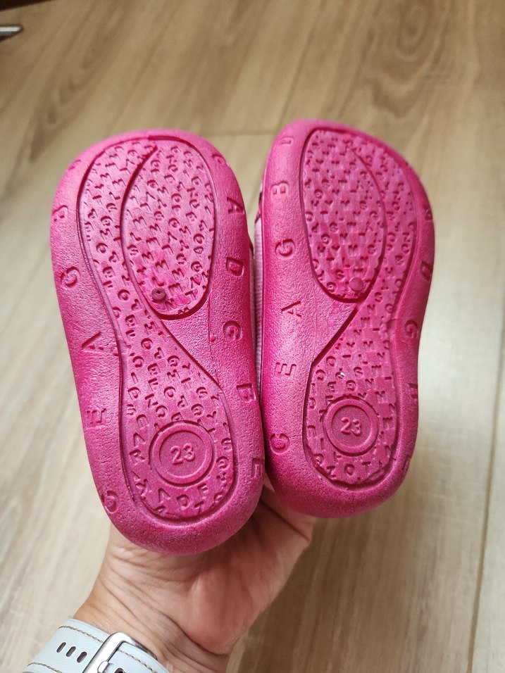 Kız Çocuk Pembe Nakışlı Sıcak Ev Terliği - Görsel 5