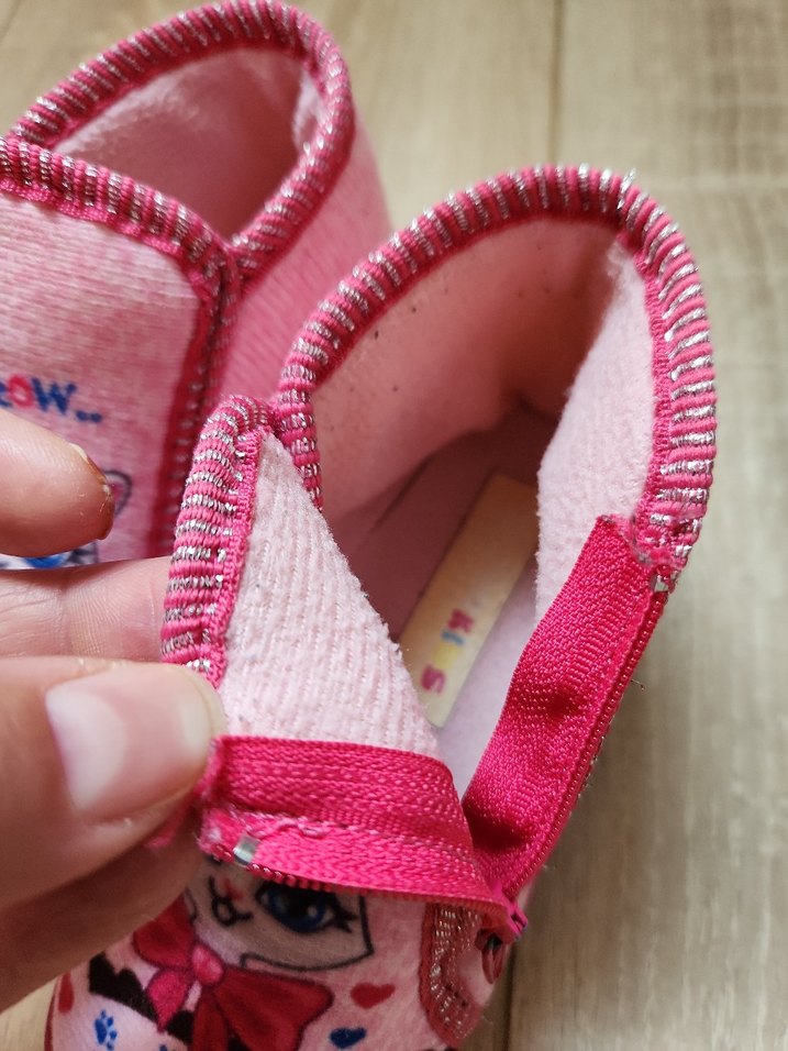 Kız Çocuk Pembe Nakışlı Sıcak Ev Terliği - Görsel 4