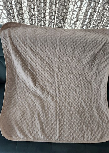 Bebek için beyaz noktalı yumuşak battaniye - Görsel 2