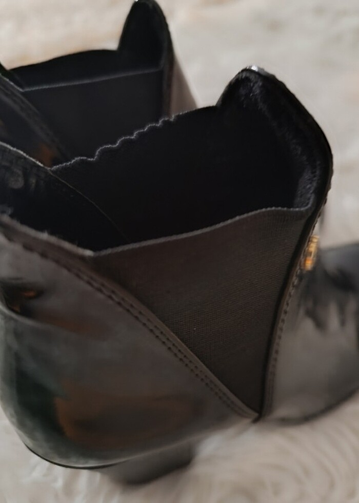 Pierre Cardin kadın bot - Görsel 5