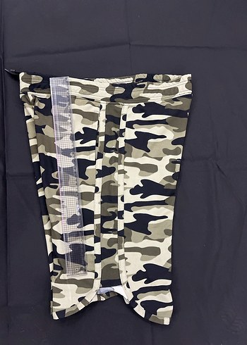 Tommy Kamuflaj Desenli Ünisex Şort - Görsel 5