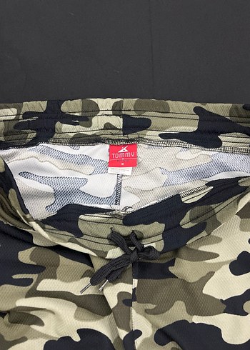 Tommy Kamuflaj Desenli Ünisex Şort - Görsel 2