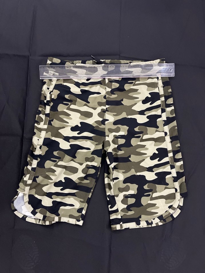 Tommy Kamuflaj Desenli Ünisex Şort - Görsel 3
