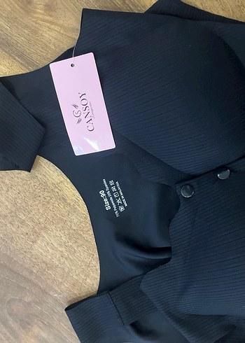 Siyah Kısa Goth Spor Sütyeni - Görsel 3