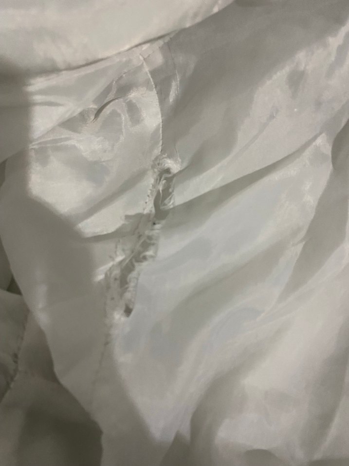 Kürk Detaylı Beyaz Kapüşonlu Kışlık Kadın Mont - Görsel 4