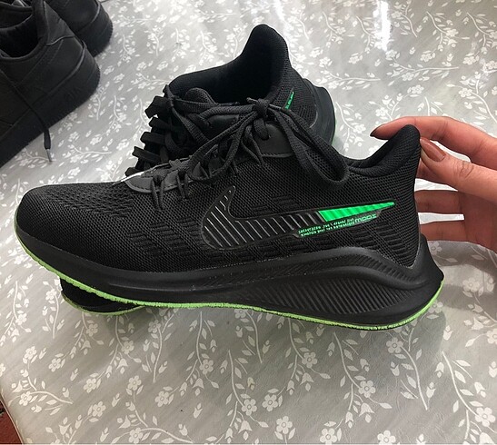 Nike spor ayakkabı