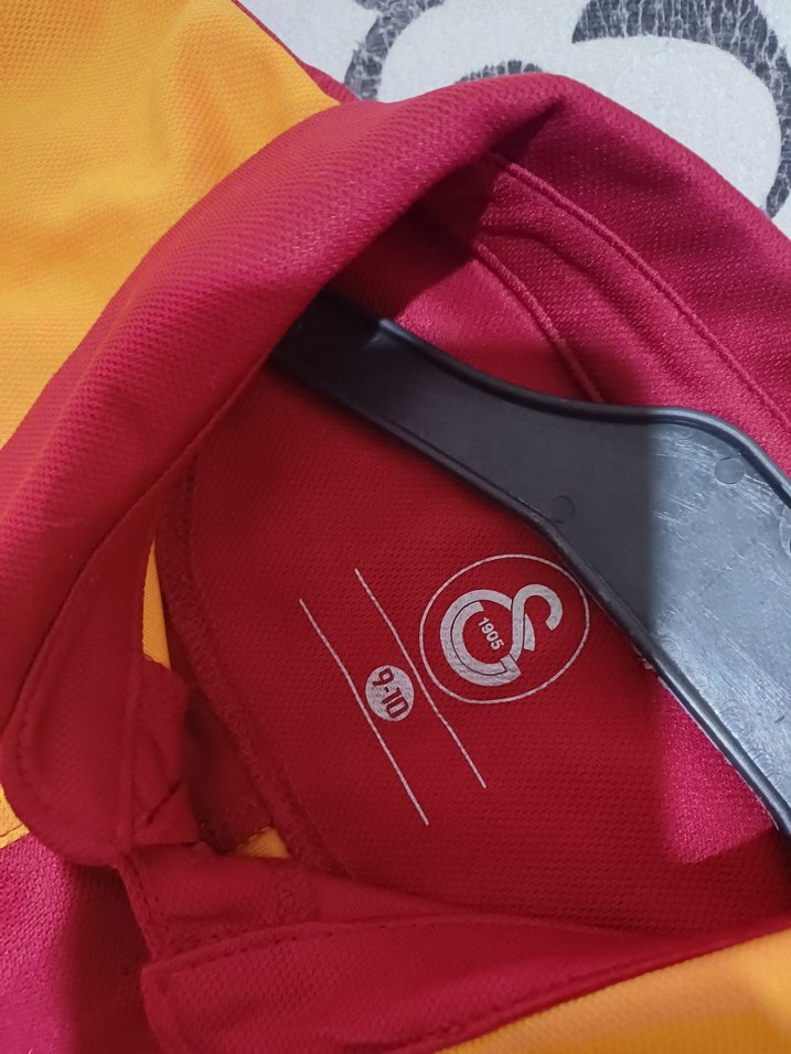 Kısa Kollu Galatasaray orjinal forma - Görsel 3