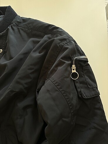 m Beden Pull&Bear Mont