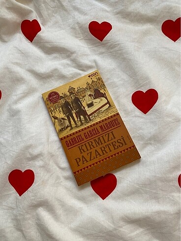 Kırmızı Pazartesi Kitap