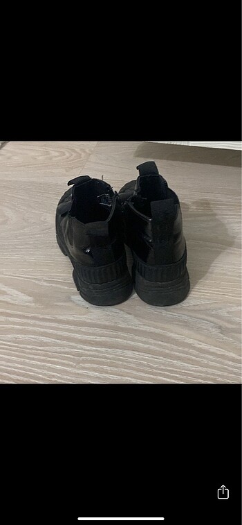 27 Beden Zara kız çocuk bot