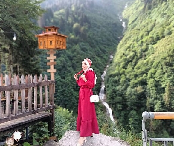 Zara Kırmızı elbise