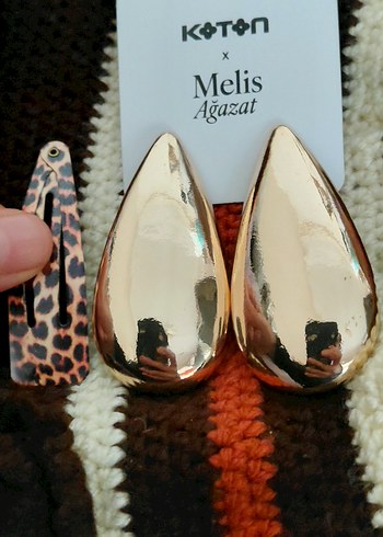 Koton/Melis Ağazat Altın Rengi Büyük Küpe - Görsel 3