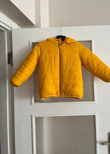 Erkek Çocuk Sarı Kapüşonlu Fermuarlı Mont - Görsel 2