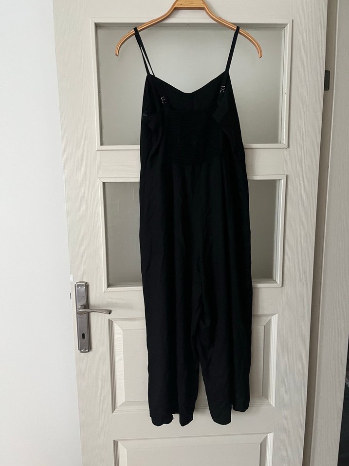 Siyah Düğmeli Keten Uzun Tulum - Görsel 4