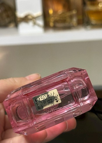 Victoria's Secret Bombshell Kadın Parfümü 50 ml - Görsel 2