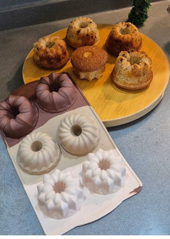Beyaz Pastel Silikon Kek Kalıbı