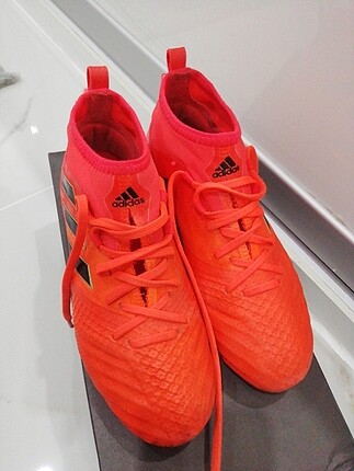 Adidas krampon