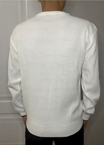 Erkek Beyaz Yuvarlak Yaka Örgü Kazak - Görsel 2