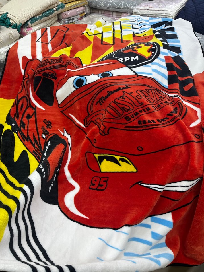 Renkli Baskılı Çocuk Battaniyesi - Görsel 2