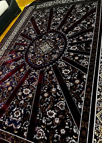 Bordo Desenli Klasik Halı - Görsel 4