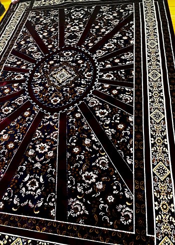 Bordo Desenli Klasik Halı - Görsel 3