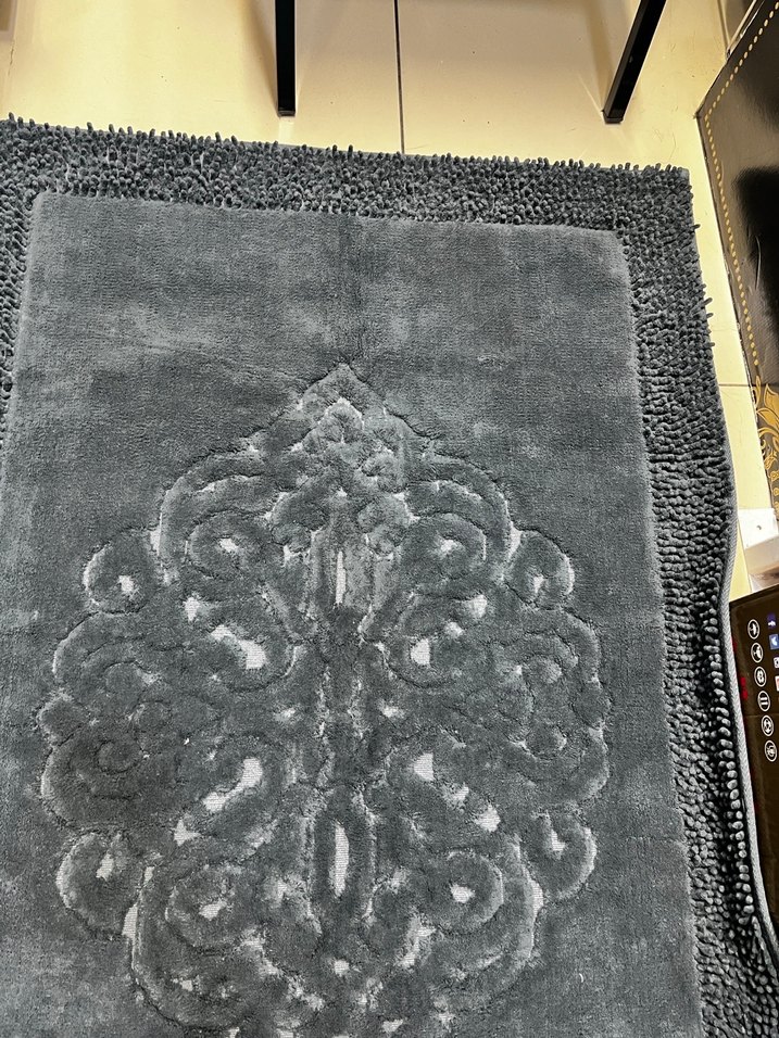 Gri Nakışlı Klasik Halı - Görsel 2